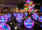Riesiger silberner Regenbogen PVCs, der reflektierender Dekorations-Spiegel-Bereich-Ball-aufblasbaren Spiegel-Ballon hängt